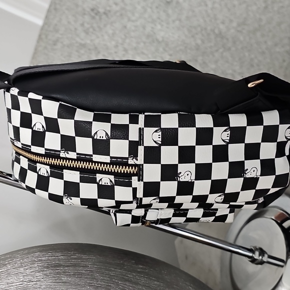 Peanuts "Snoopy" Mini Backpack - Picture 5 of 10